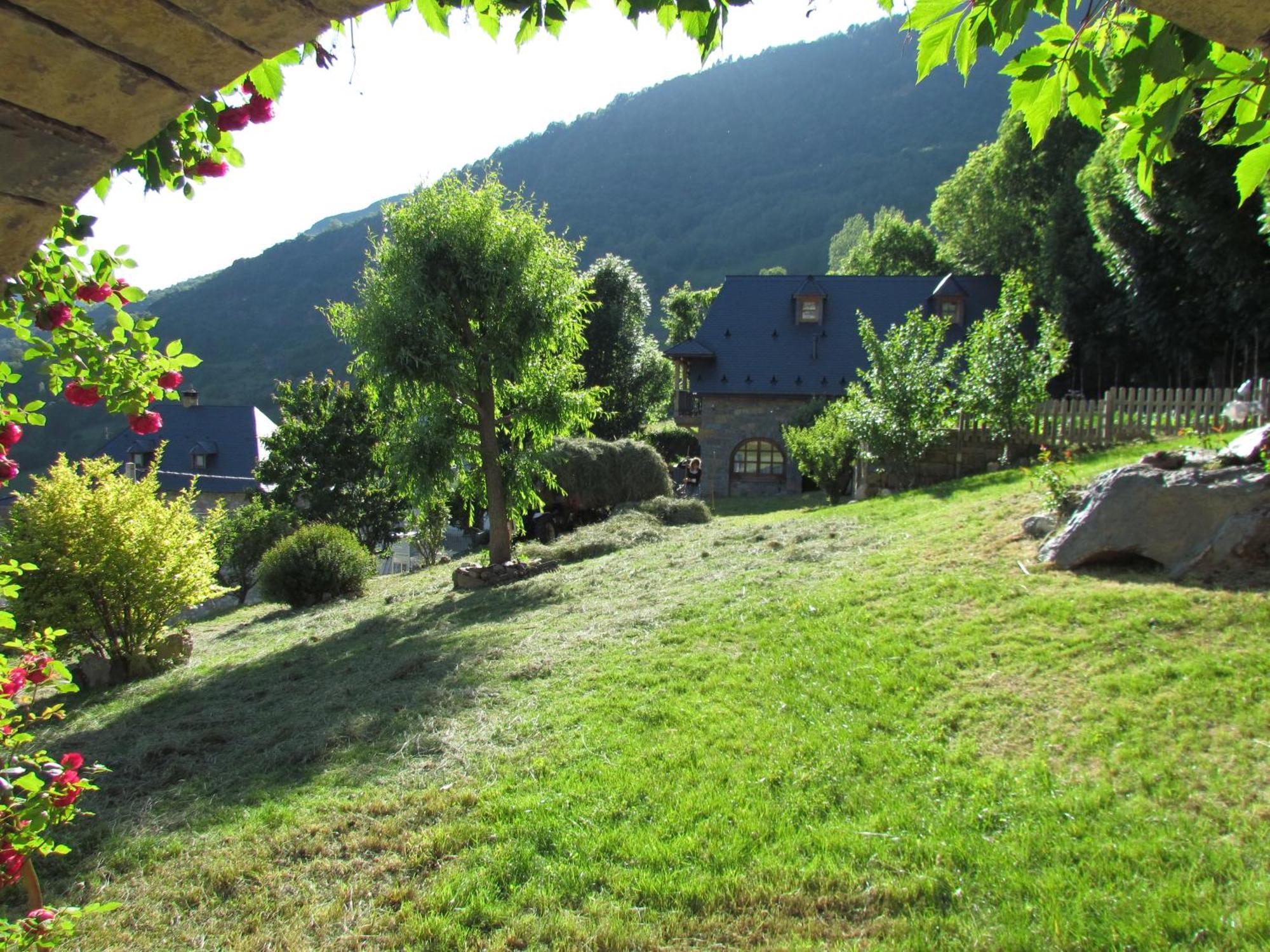 Casa Rural Fontamil Gistain Екстер'єр фото